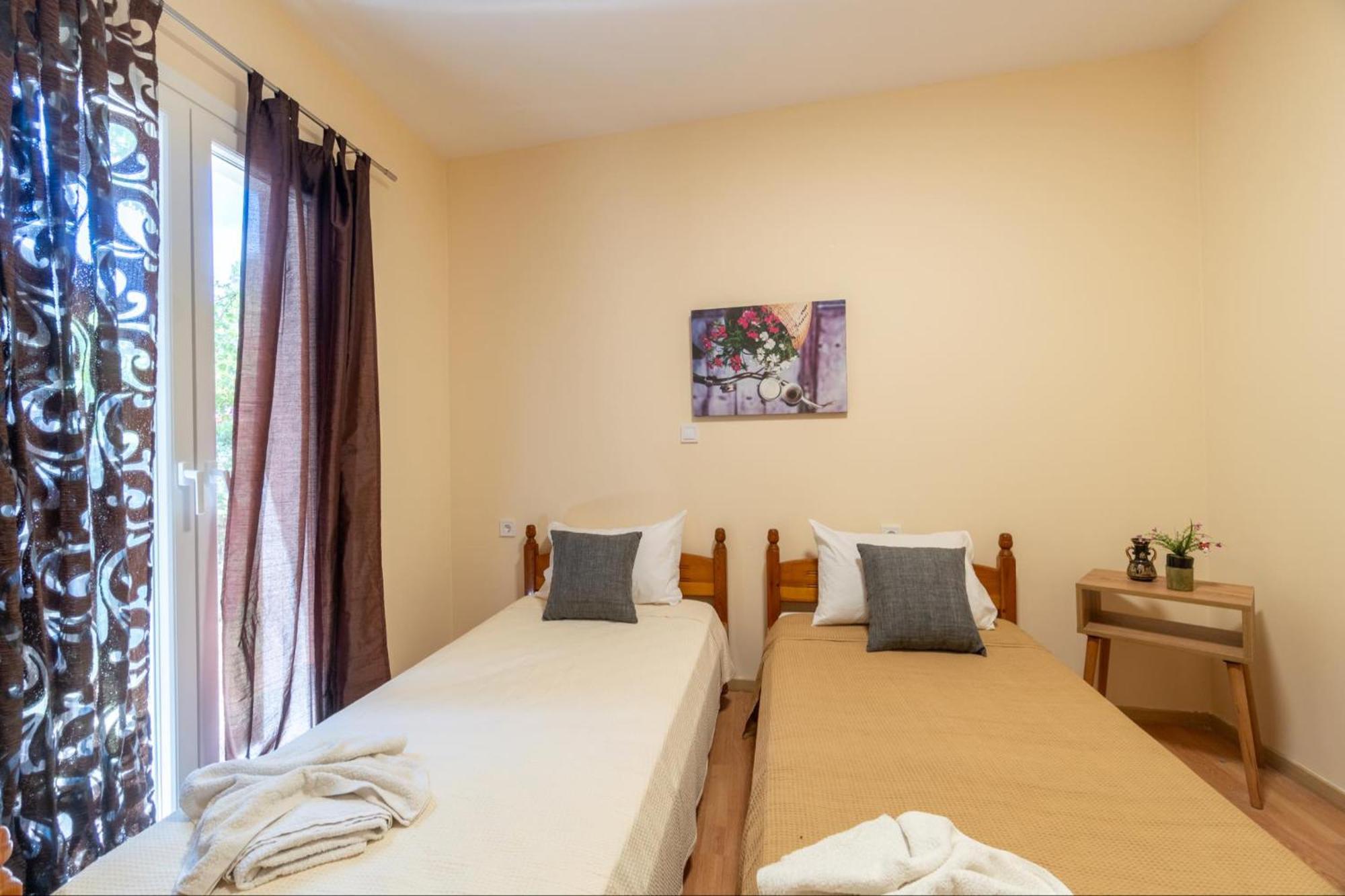 Summer Cottage Sinarádes Екстериор снимка