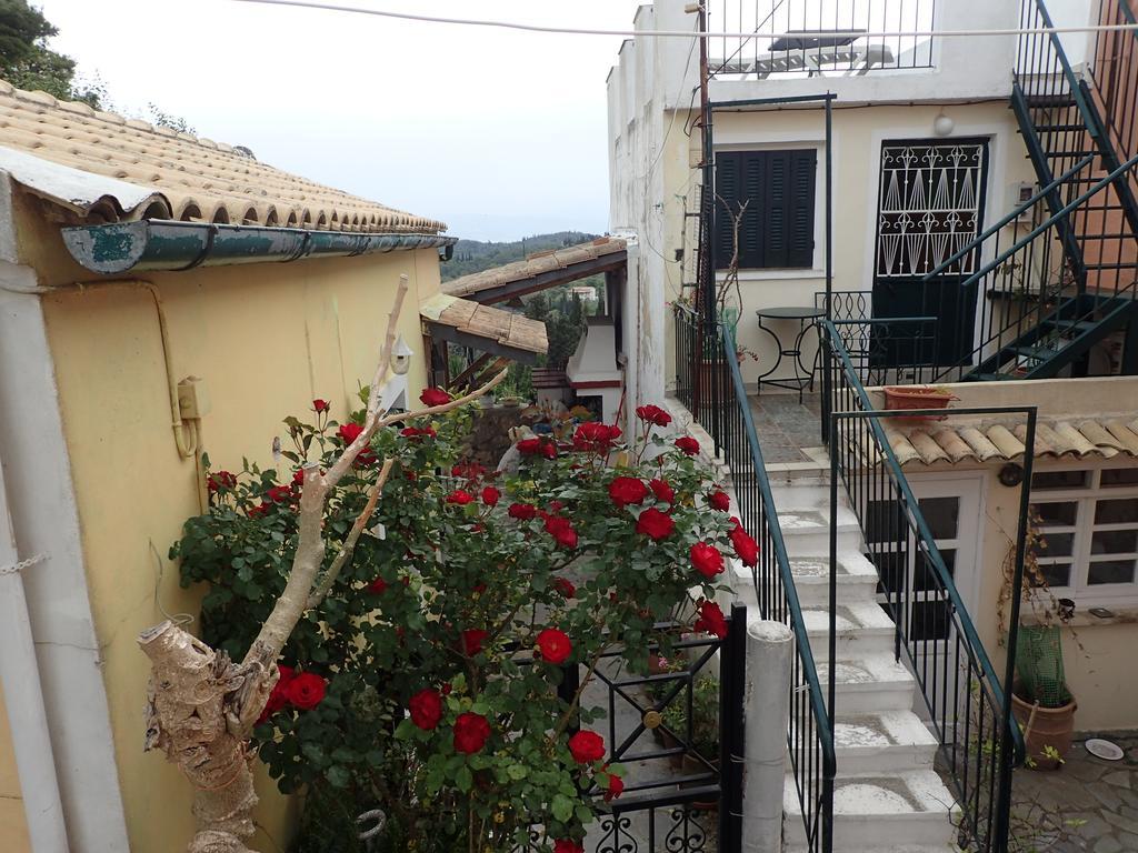 Summer Cottage Sinarádes Екстериор снимка